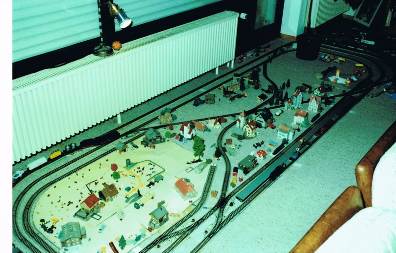 Modelleisenbahn - Wiedergeburt Nr.1